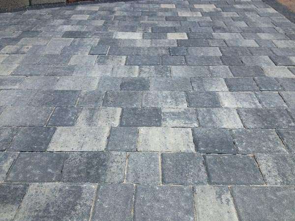 &Ouml;kopflaster Heimburg_Classic_grau-schwarz_mit_Fugensand_2 2