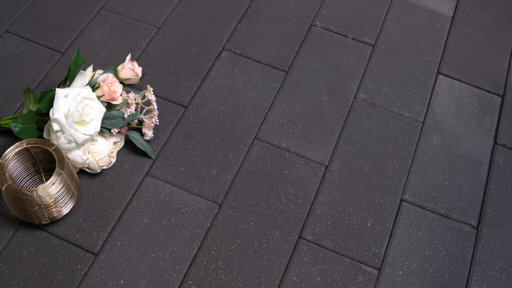 Menü Lineara Pflastersteine