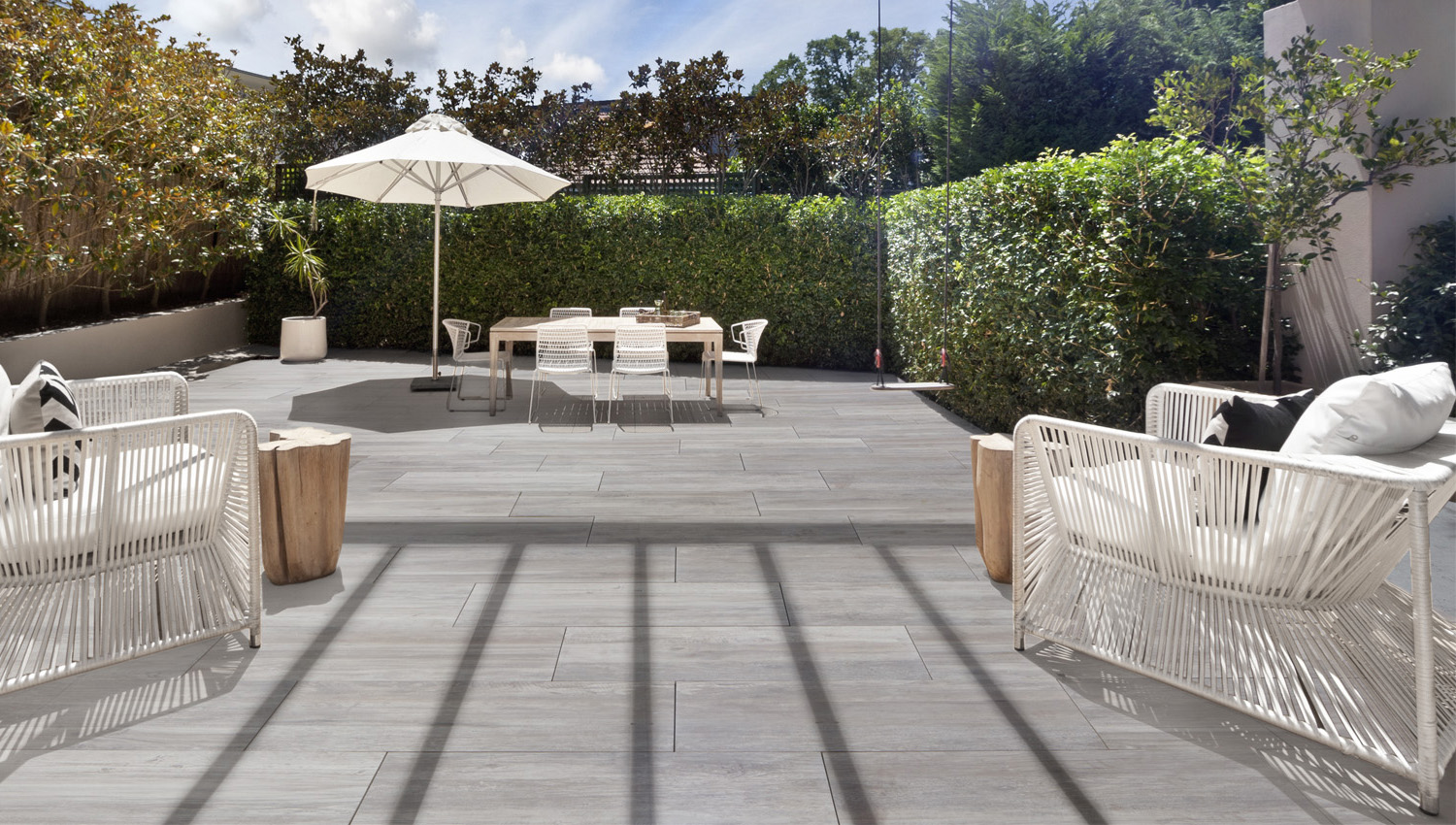 Keramikterrassenplatten im Garten