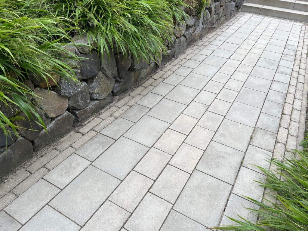 Ökopflaster OM Pflasterstein Grau 32x24 + 24x16x8 cm 3 Pflastersteine Ökopflaster