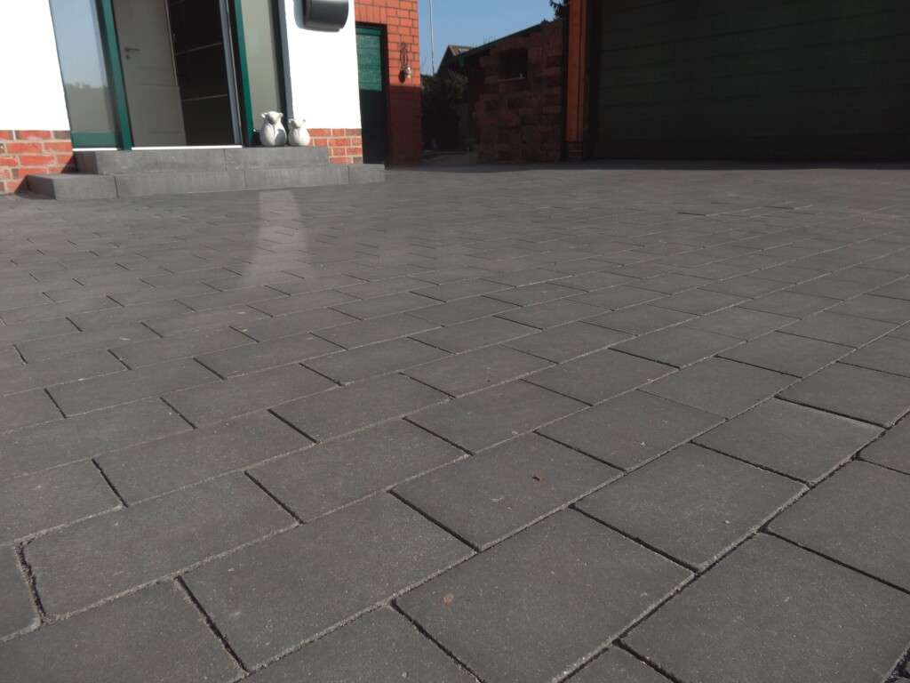 Menü Lineara Pflastersteine