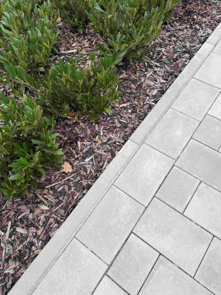 Tiefbordstein Grau 100-25-8