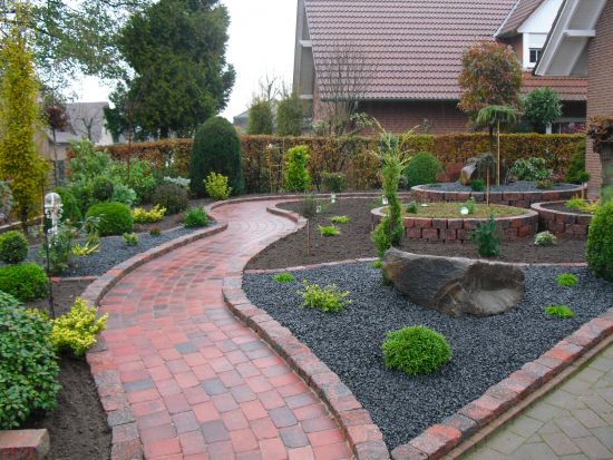 Ambientebild Gerlo Antikpflaster rot-schwarz Pflasterstein